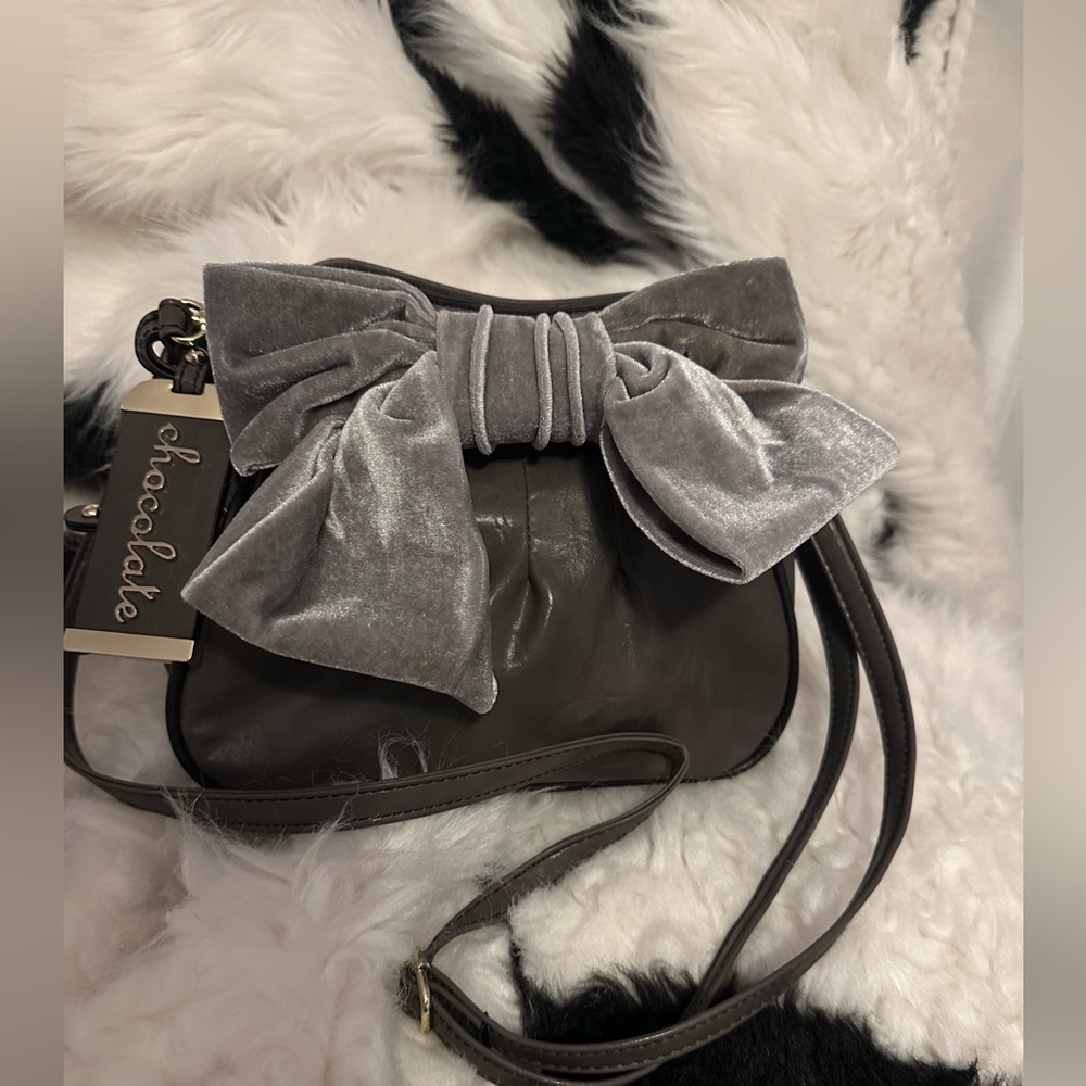 CHOCOLATE NEW YORK SMALL GRAY Leather WITH BOW WOMEN CROSSBODY PURSE